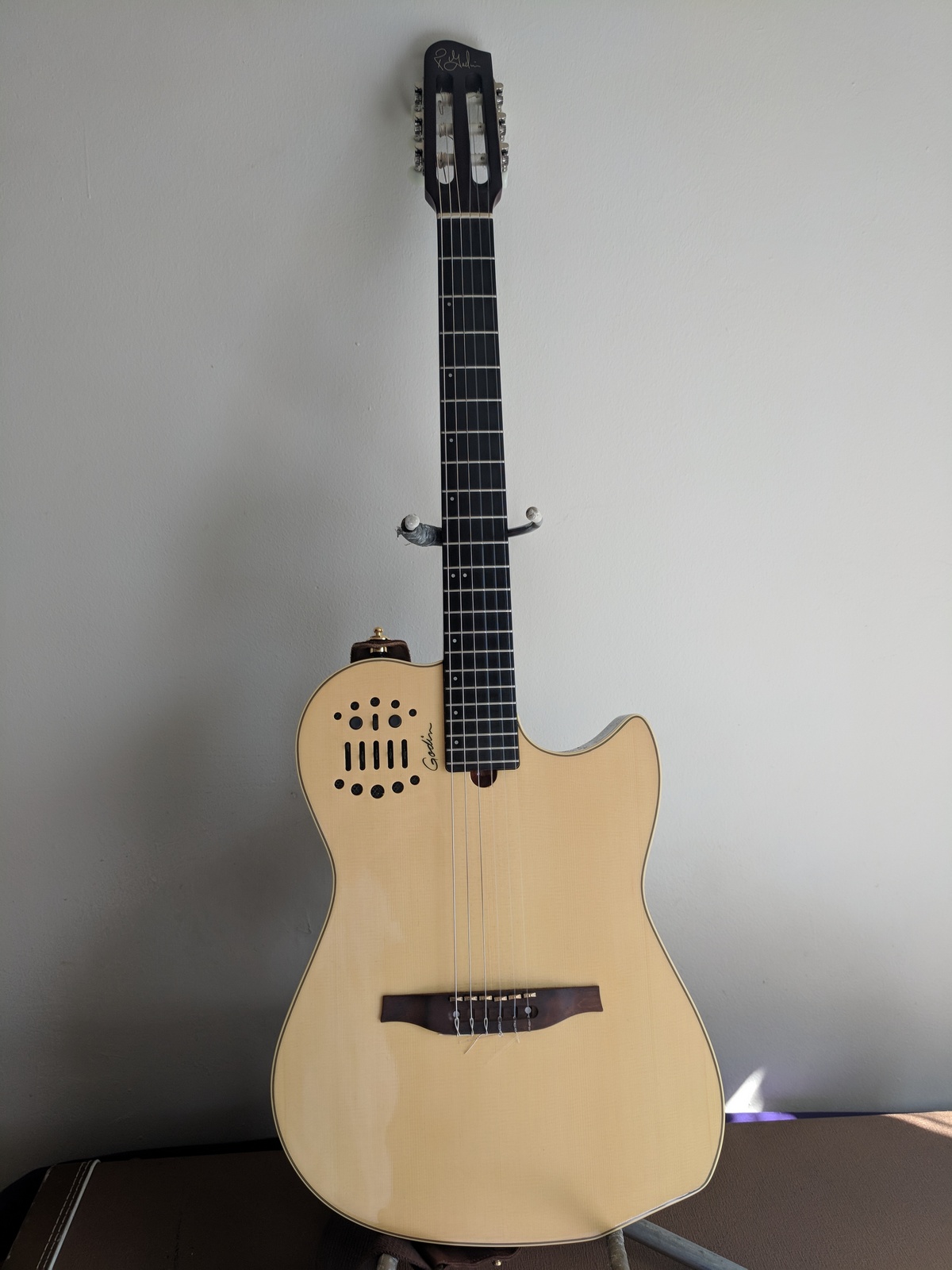 2014 Godin Multiac Nylon